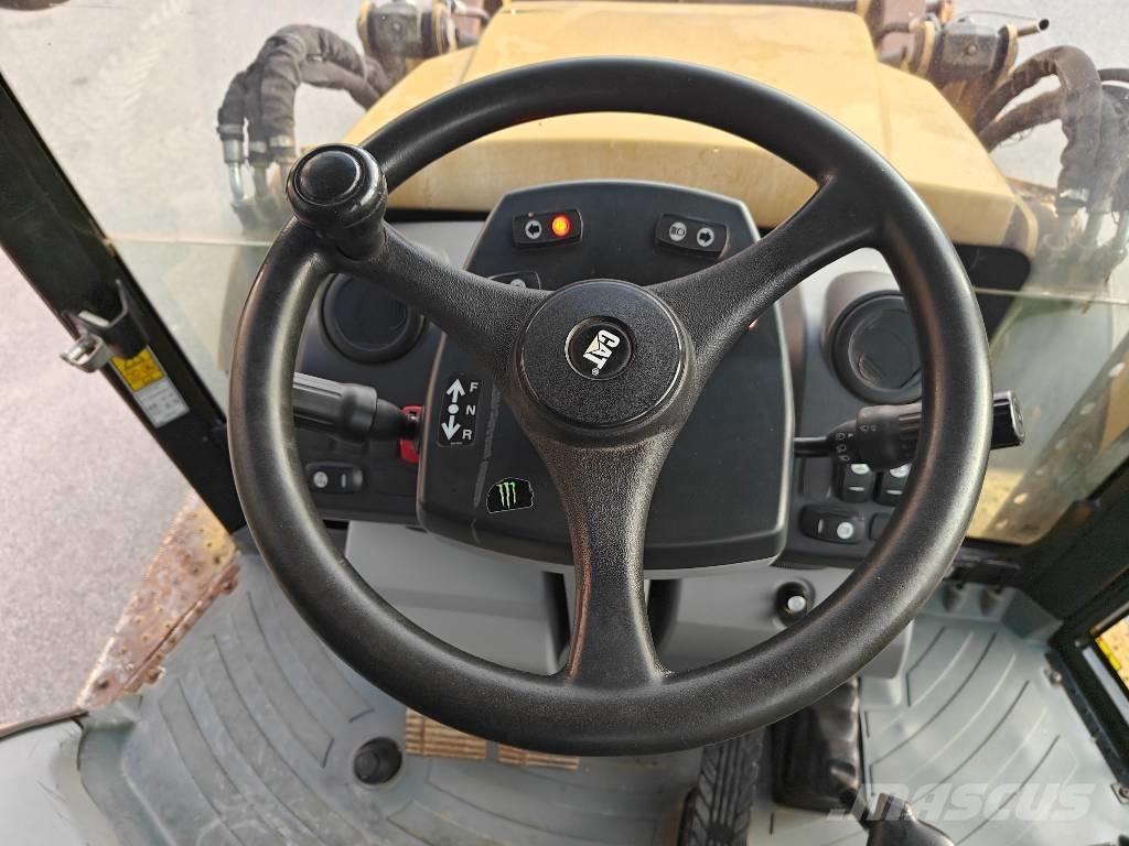 CAT 428 F Backhoe