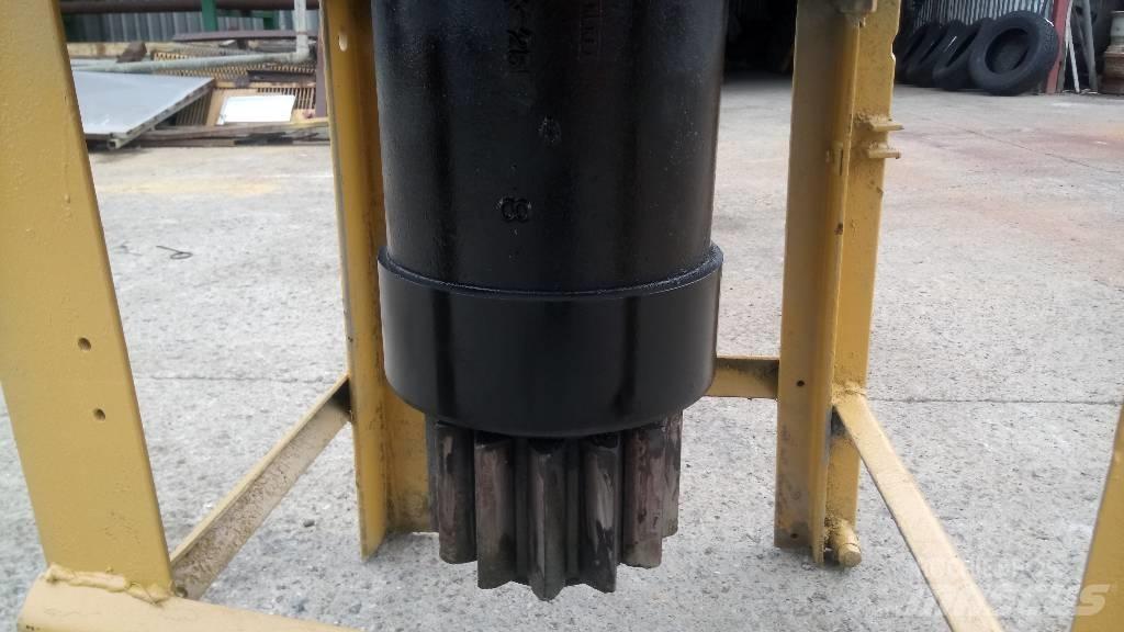 CAT 245 Transmission