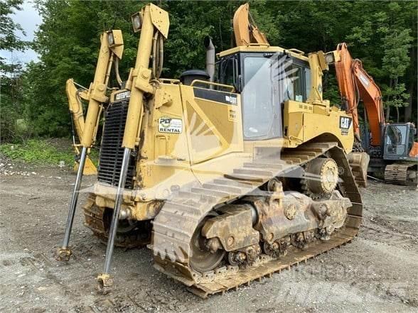 CAT D8T Crawler dozers