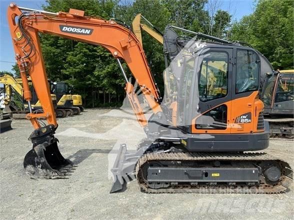 Doosan DX85R-3 Crawler excavators