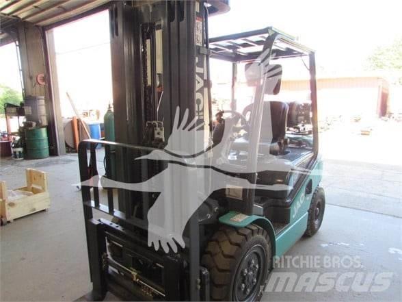 JAC CPQYD30 Diesel trucks
