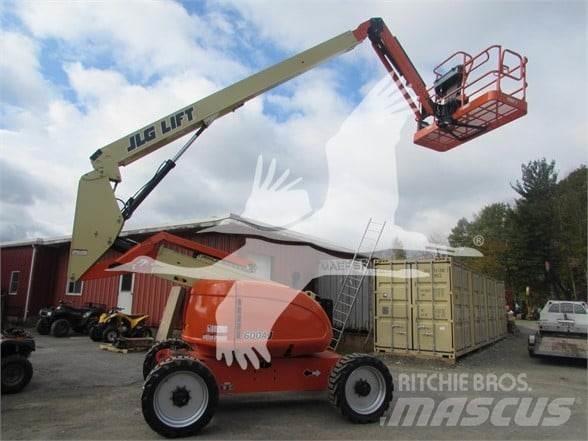 JLG 600AJ Articulated boom lifts