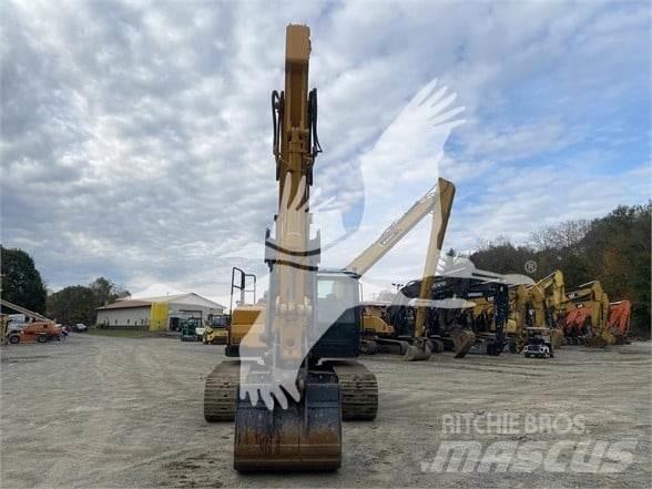 Kato HD820 LC Crawler excavators