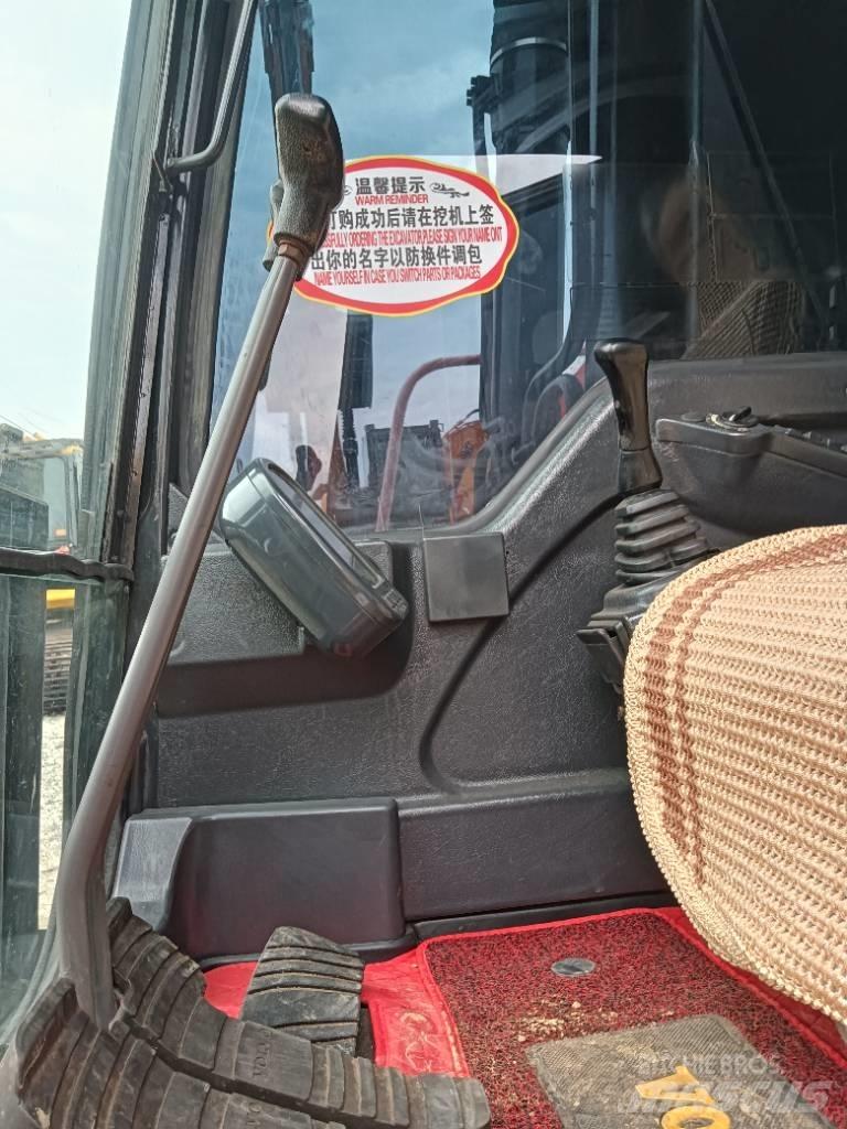 Volvo EC 240 Crawler excavators