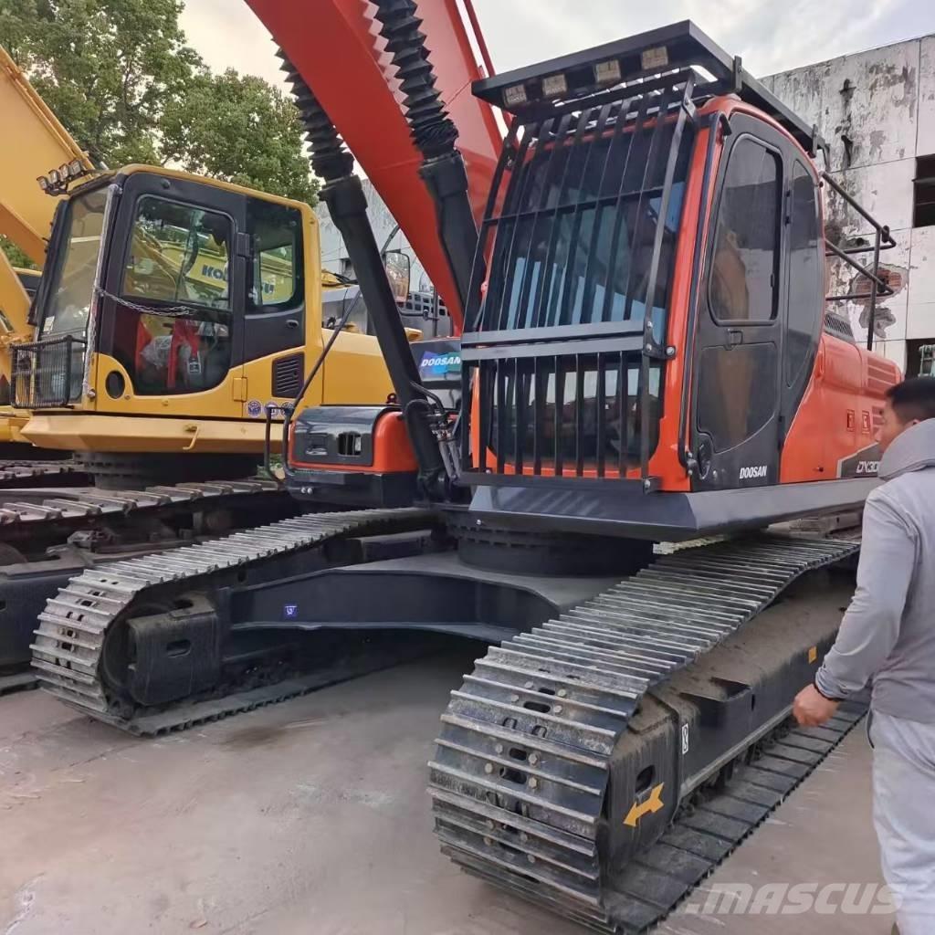 Doosan DX 300 Crawler excavators