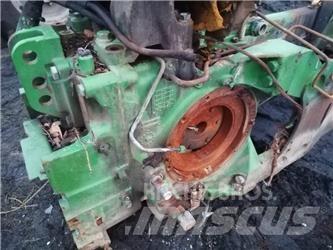 John Deere 6830 Tuz Booms and arms