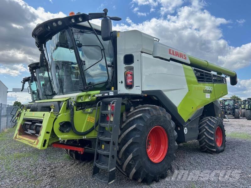 CLAAS LEXION 7600 Combine harvesters