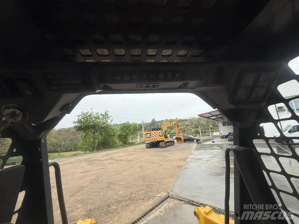 Komatsu SK 07 J-2 Skid steer loaders