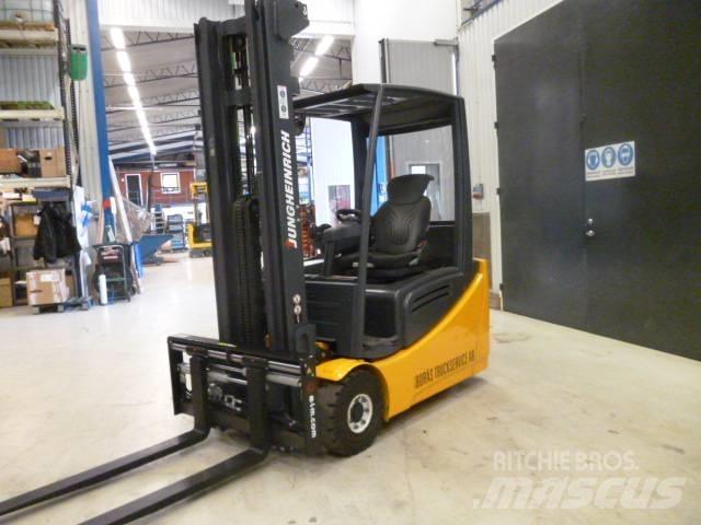 Jungheinrich EFG 216 Electric forklift trucks