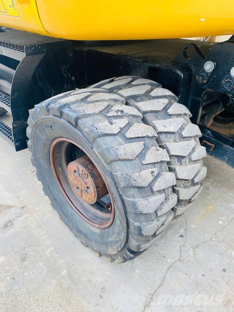 CAT m317f Wheeled excavators