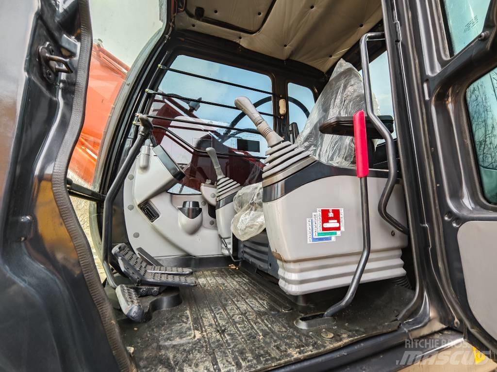 Hitachi ZX 200-6 Crawler excavators