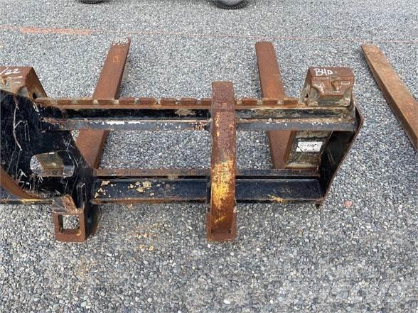CAT 3452417 Forks