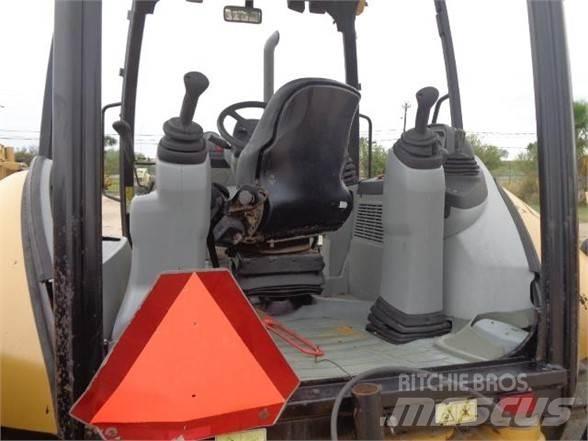 CAT 420F Backhoe