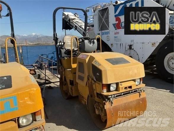 CAT CB22 Single drum rollers