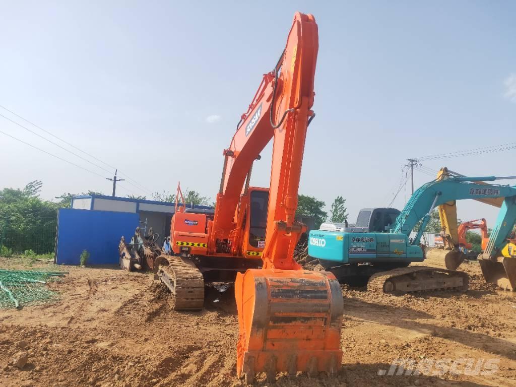 Doosan DH220LC-7 Crawler excavators