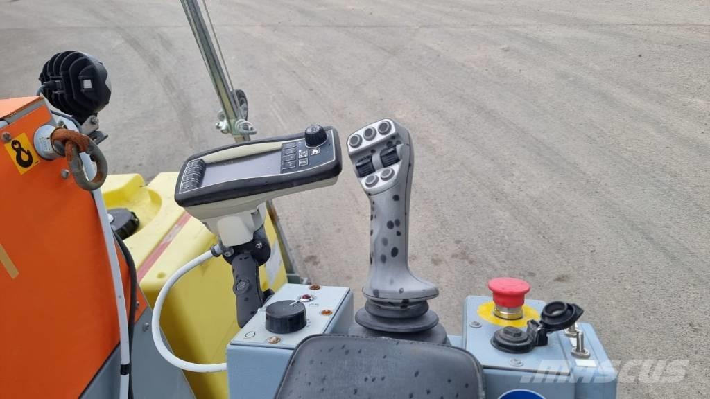  UNICUT 600 FLOOR SAW Rock and Concrete Saws