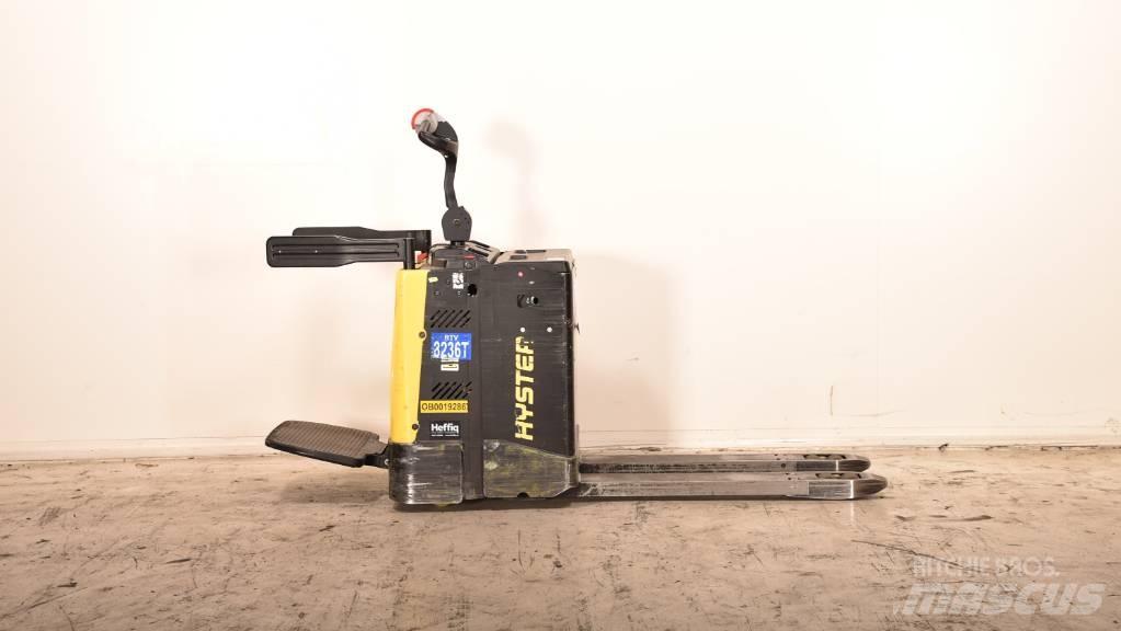 Hyster P 2.0 S Low lift with platform