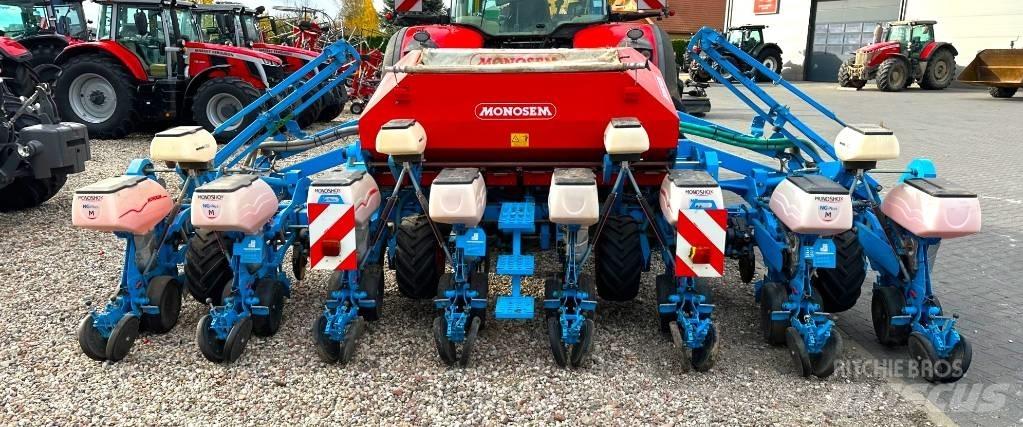 Monosem NG PLUS 8 Sowing machines