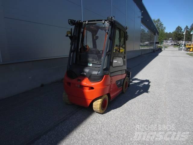 Linde E 30 Electric forklift trucks