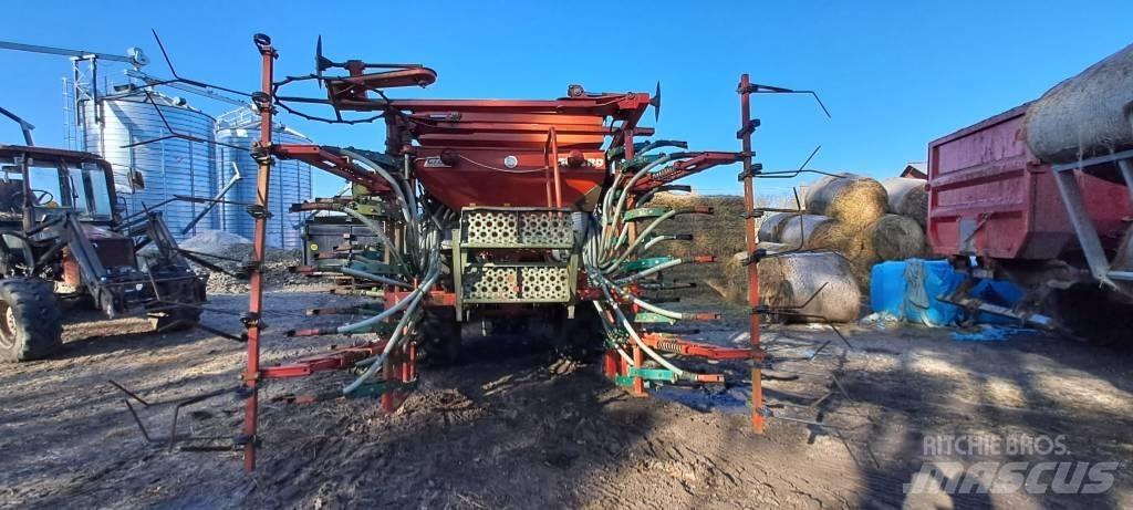 Kverneland Accord D Drills