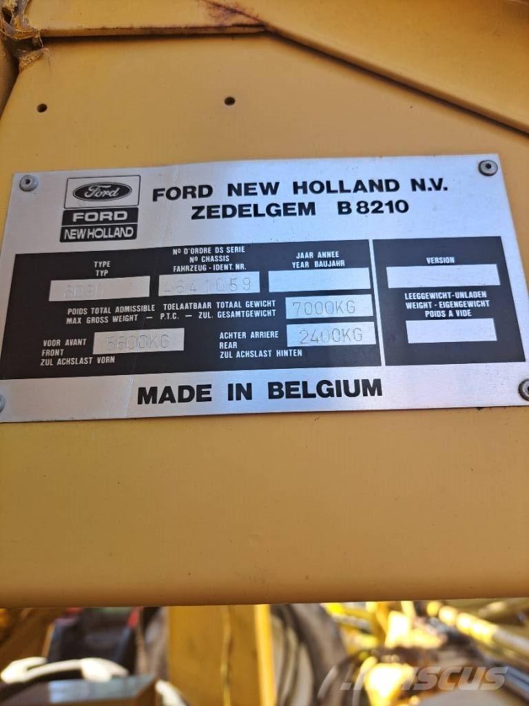 New Holland 8030 H Combine harvesters