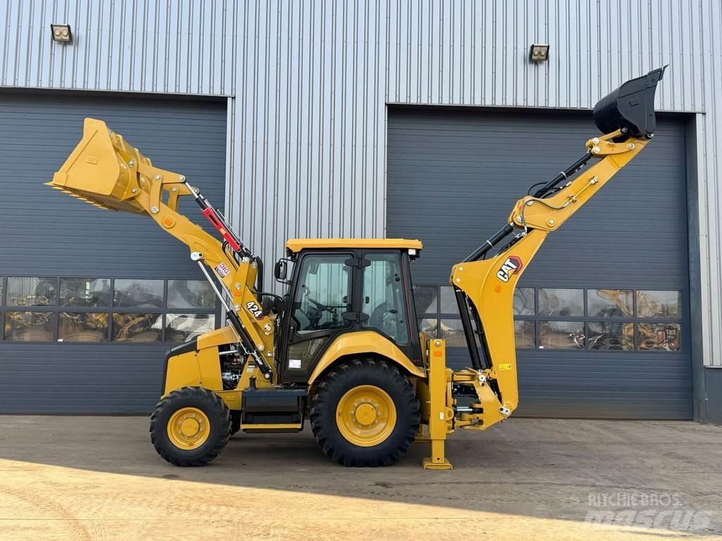 CAT 424 - 4WD / AC Backhoe