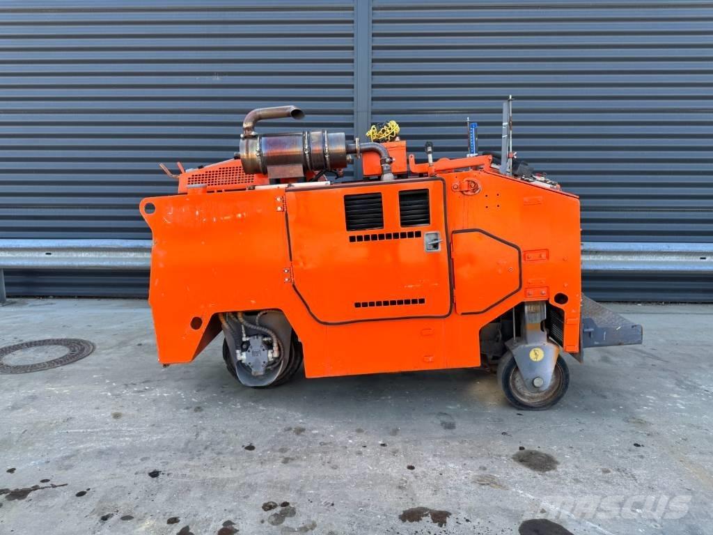 Wirtgen W 350 Asphalt cold milling machines