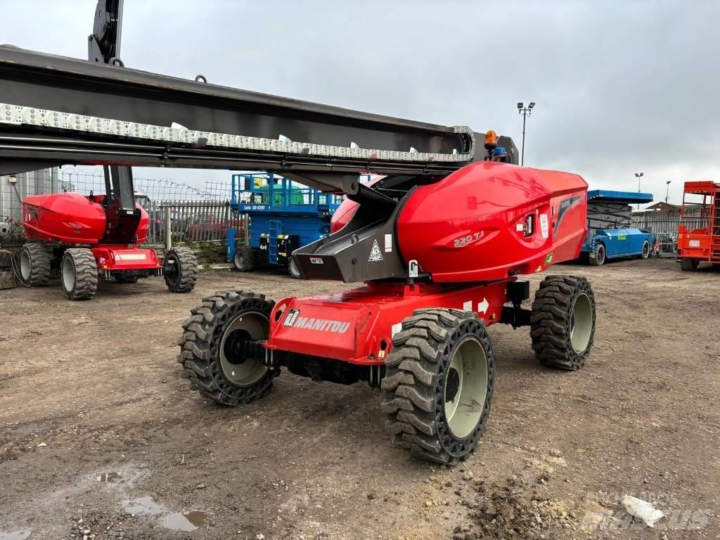 Manitou 220 TJ Telescopic boom lifts