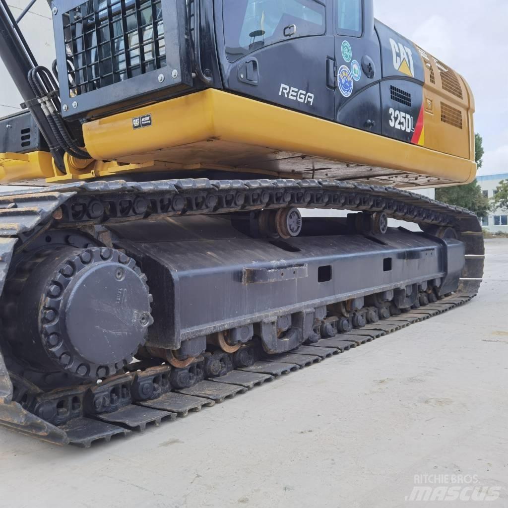 CAT 325D Crawler excavators