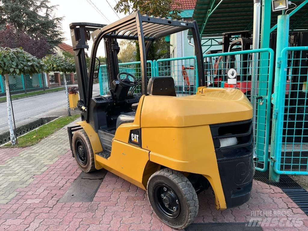 CAT DP 45 N V-3549 Diesel trucks