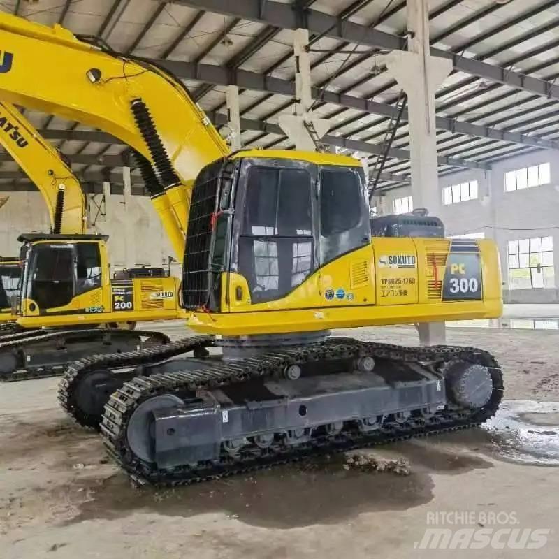 Komatsu PC300-7 Crawler excavators