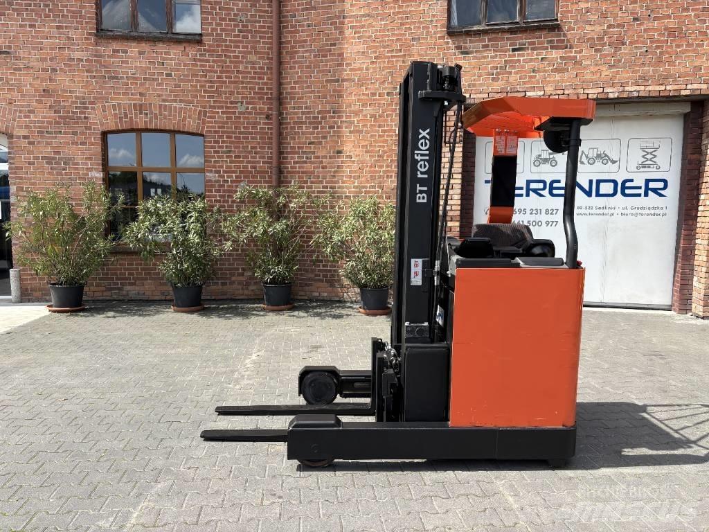 Toyota RRE 140 Reach truck