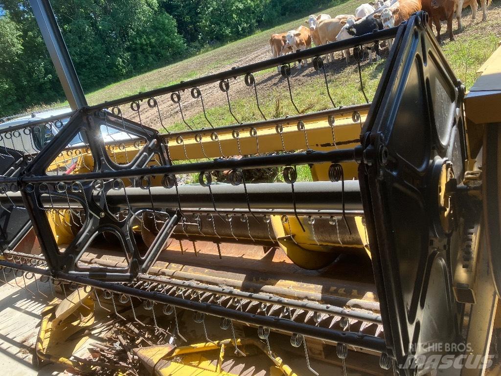 New Holland TC 54 Combine harvesters
