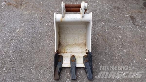  Nove izkopne žlice Buckets