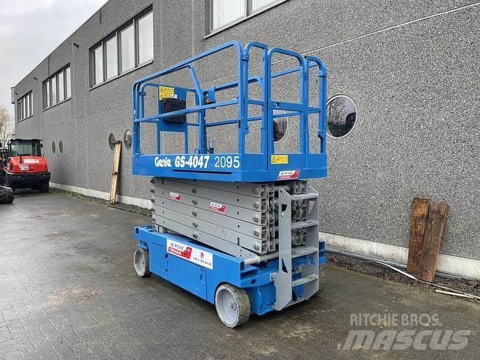 Genie GS4047 Other lifts and platforms