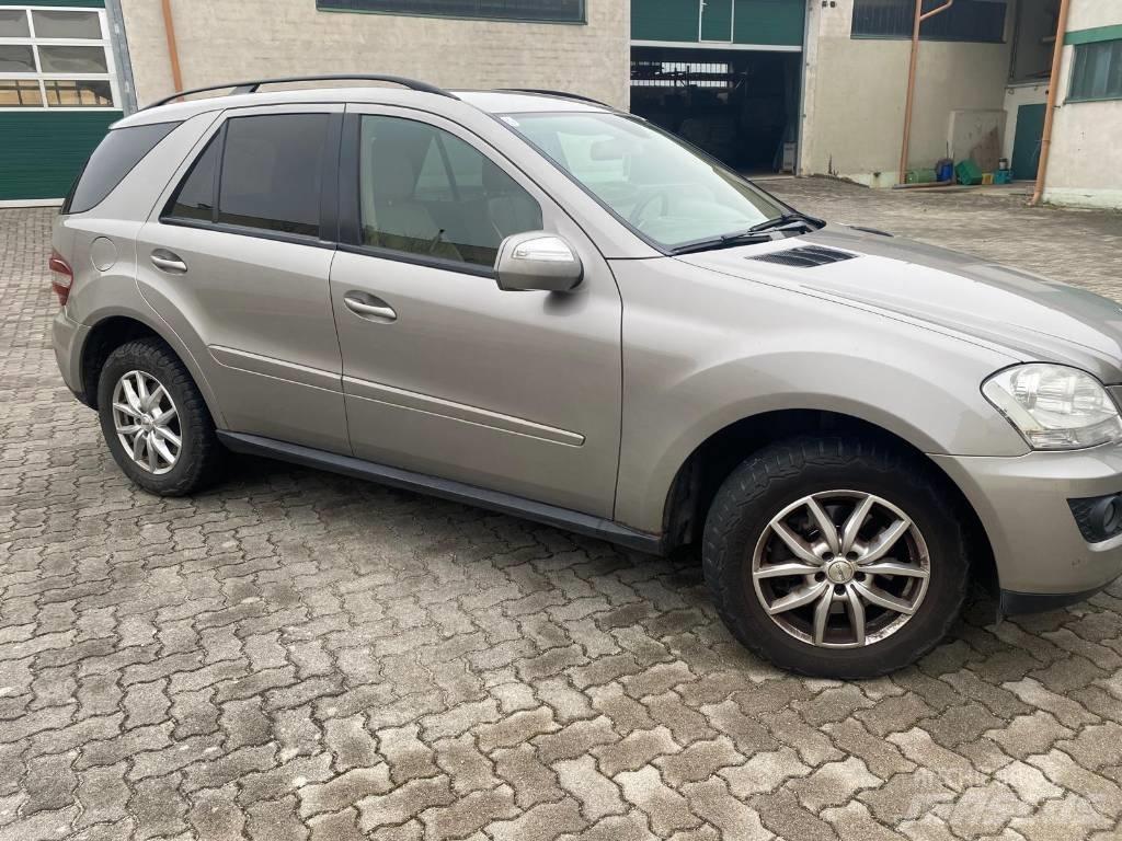 Mercedes-Benz ML 320 Cars