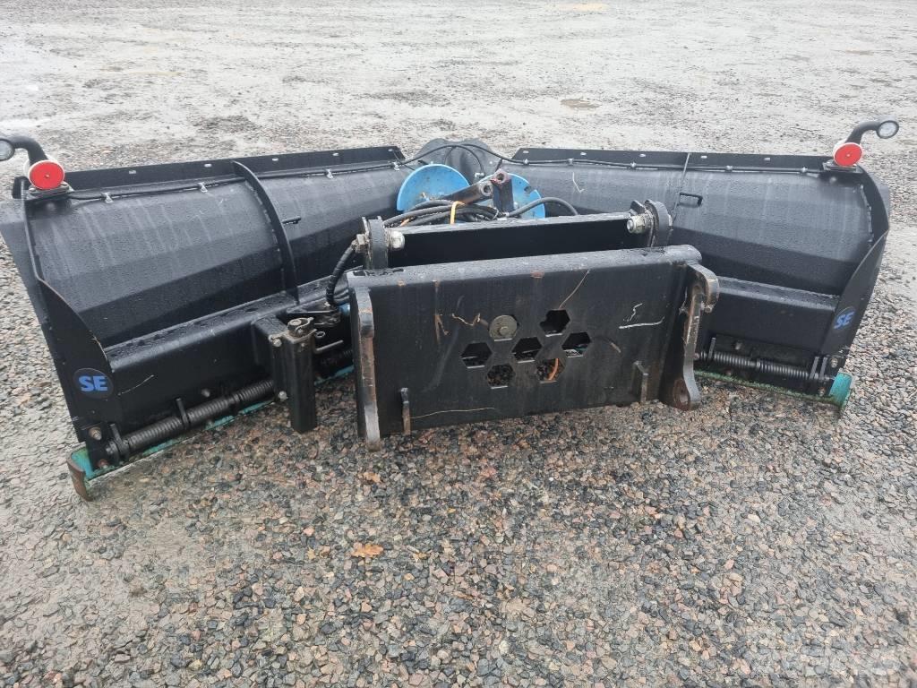 SE Equipment  Vikplog Plows