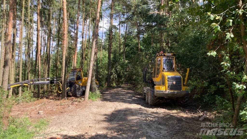 Sampo-Rosenlew FR 28 Forwarders