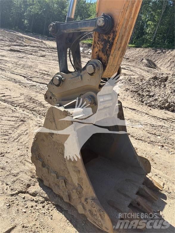 Hyundai HX330L Crawler excavators