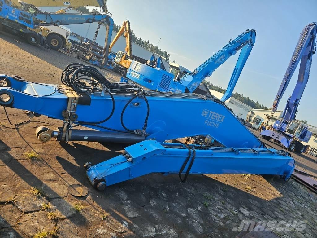 Fuchs MHL 380 Chassis and suspension
