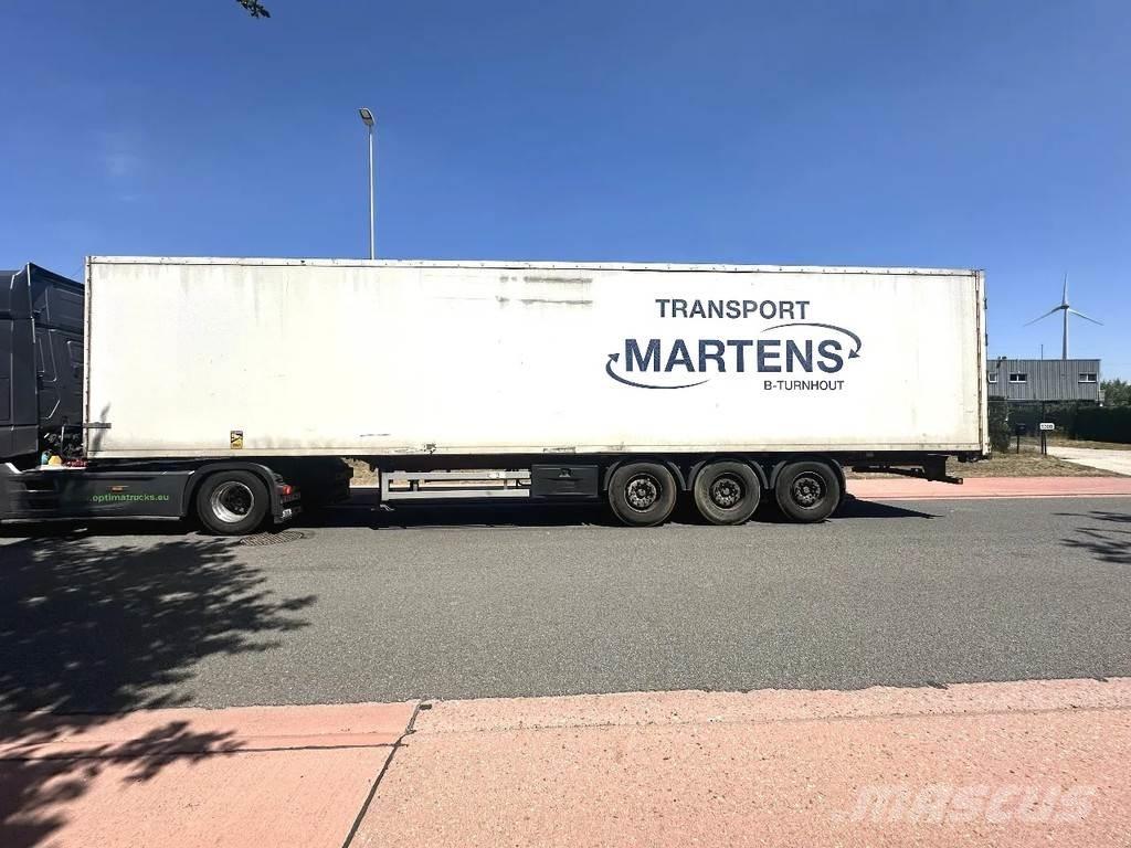 Renders 12.27 NA Box semi-trailers