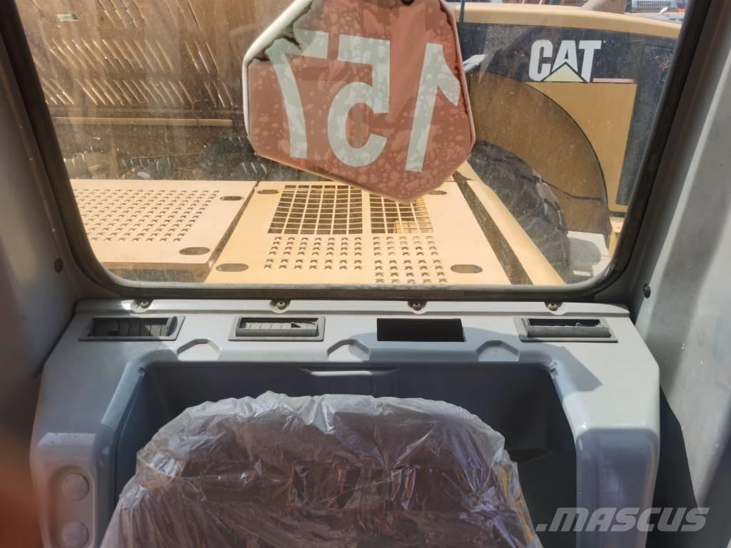 CAT 320 C L Crawler excavators