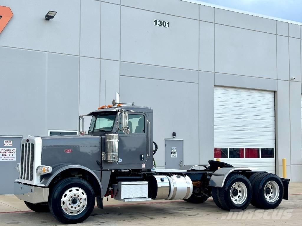 Peterbilt 389 Prime Movers