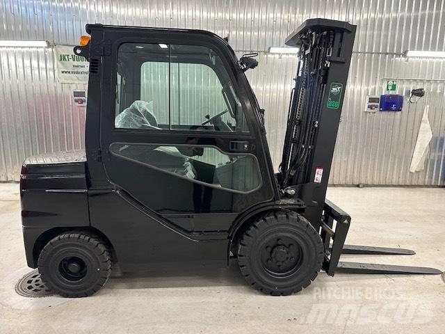 Toyota 52-8 FD 30 Diesel trucks