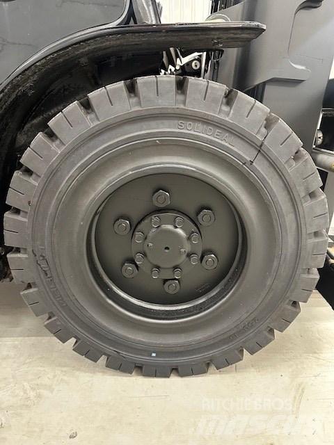 Toyota 52-8 FD 30 Diesel trucks