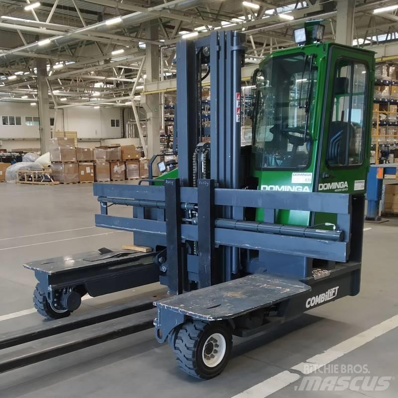 Combilift C 4000 L 4-way reach truck