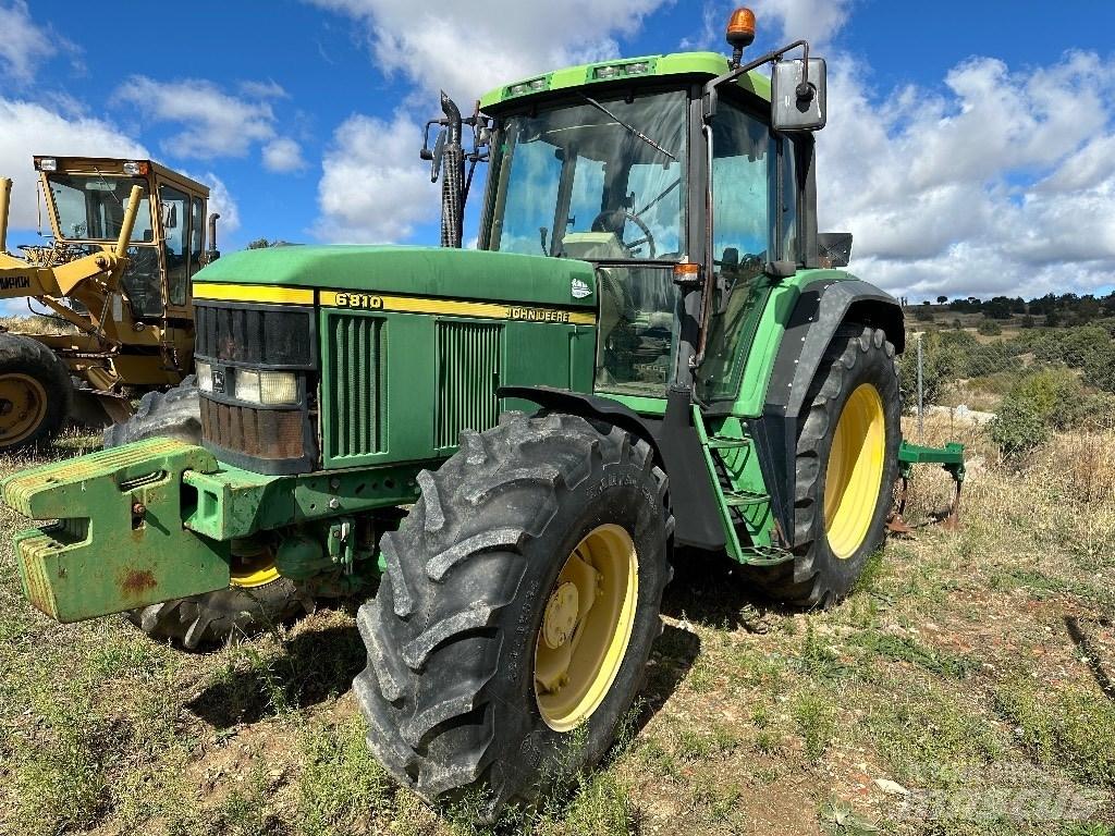 John Deere 6810 Tractors