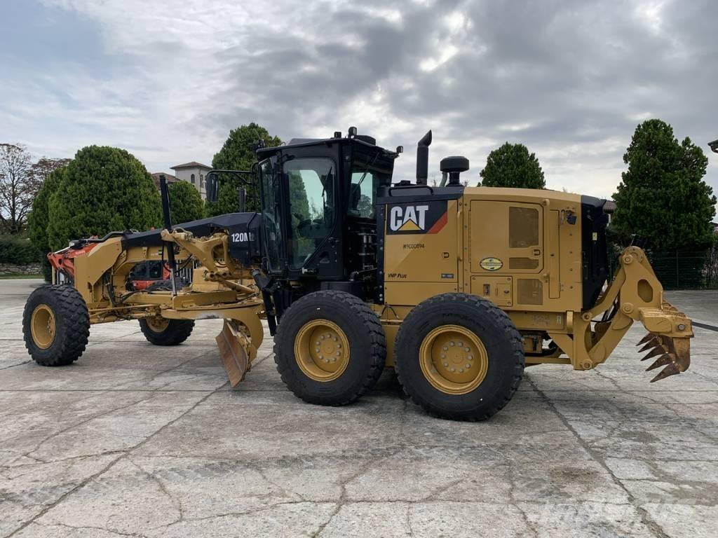 CAT 120 M 2 Graders