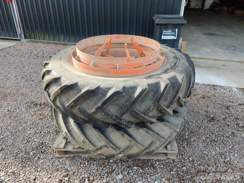 Raju 14.9-38 Tyres, wheels and rims