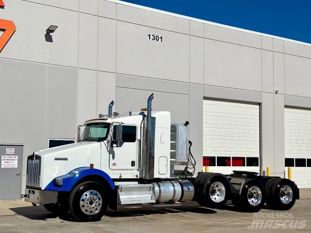Kenworth T 800 Prime Movers